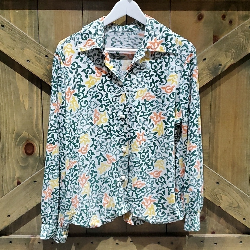VINTAGE LONG SLEEVE BUTTON DOWN  BLOUSE TOP WITH PRINT